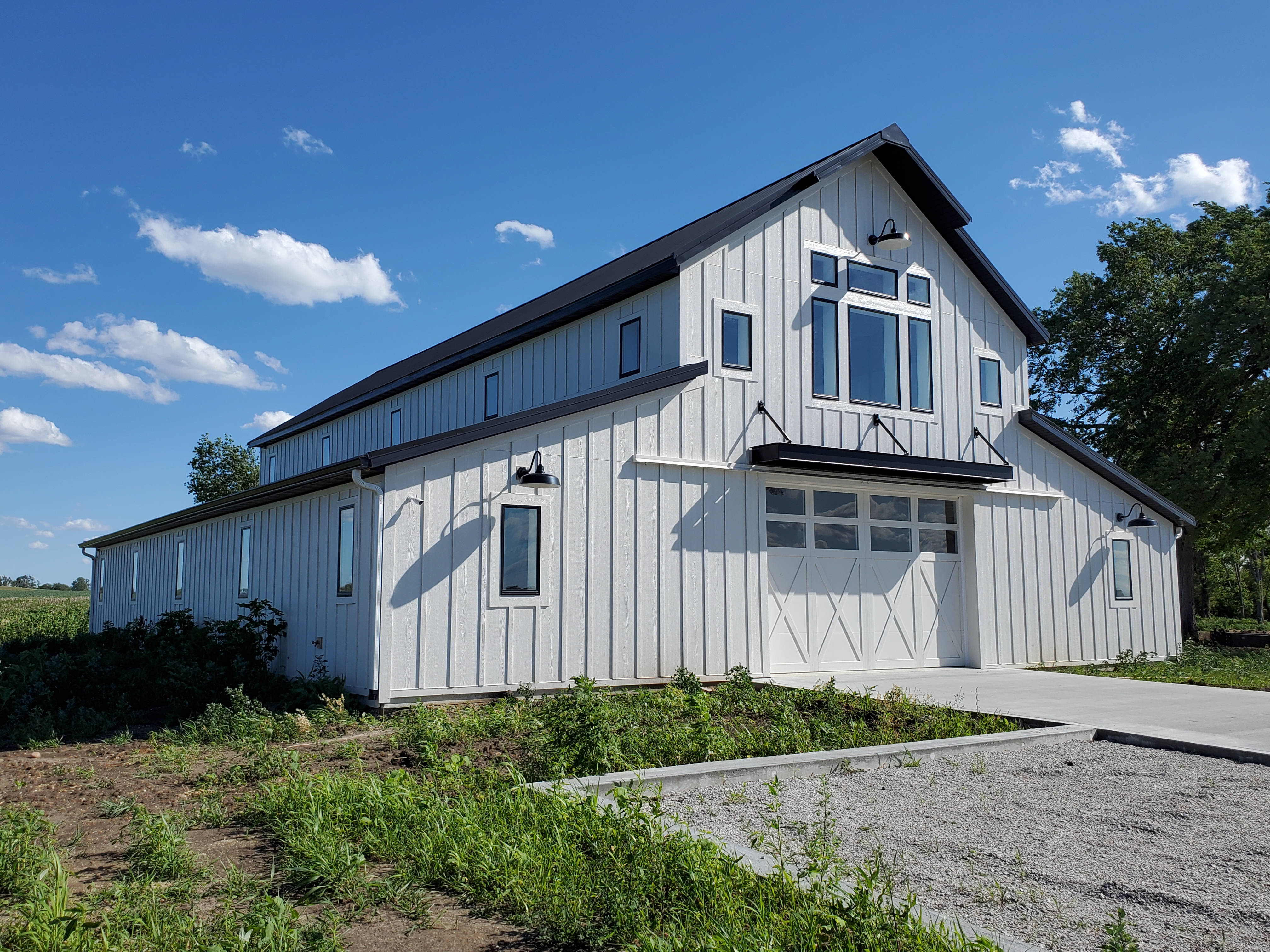 metal buildings,horse barns,stables